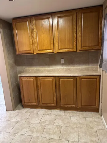 $2,100 | 7 Yucca Road, Unit LOWR, Rocky Point, NY 11778