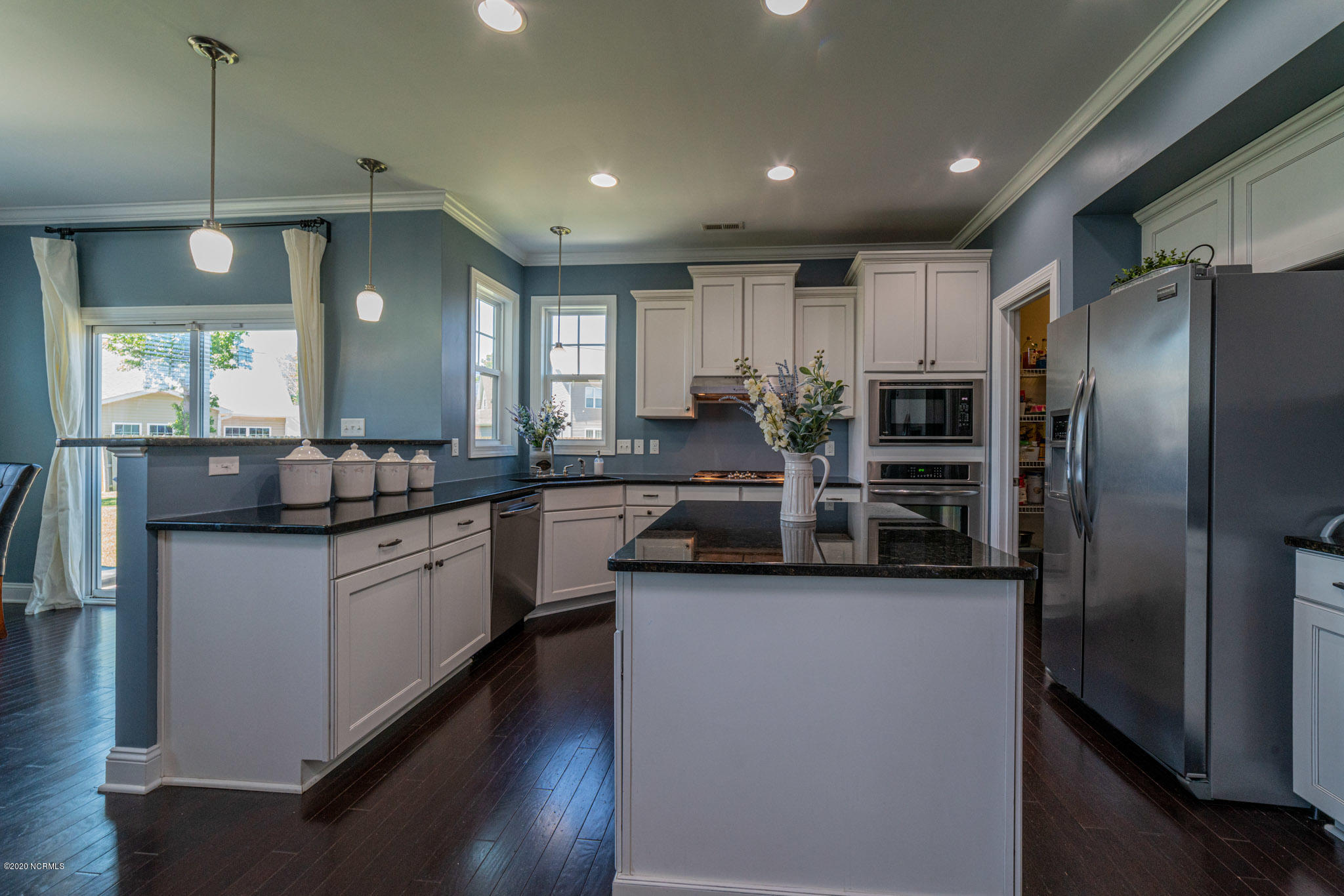 104 Bethea Street Holly Ridge, NC 28445 - Photo 33 of 99 Kitchen Bar and Island