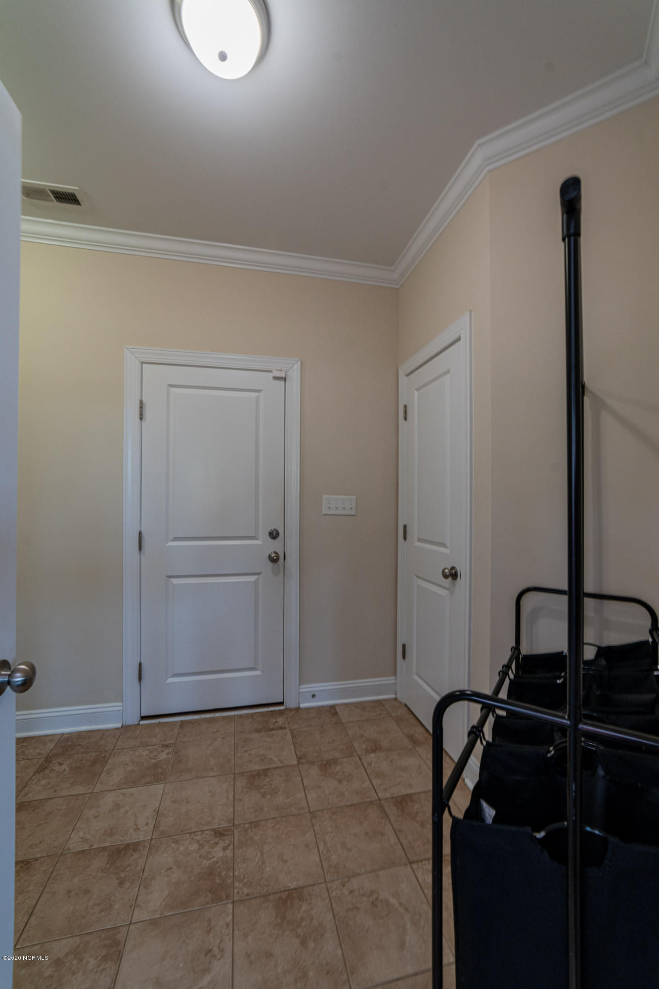 104 Bethea Street Holly Ridge, NC 28445 - Photo 44 of 99 Mud /Laundry Room