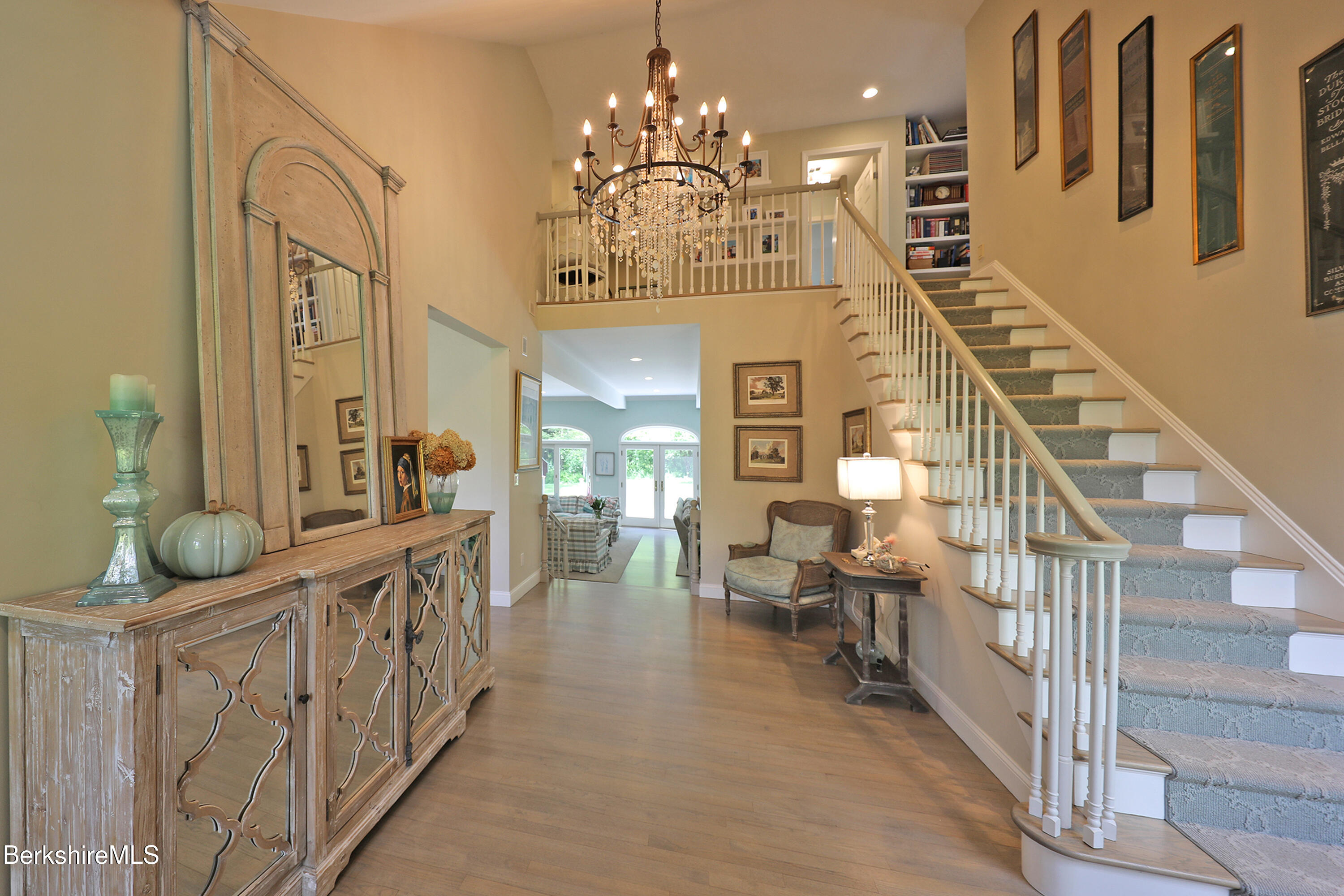 475 Rossiter Road Richmond, MA 01254 - Photo 10 of 62 Foyer