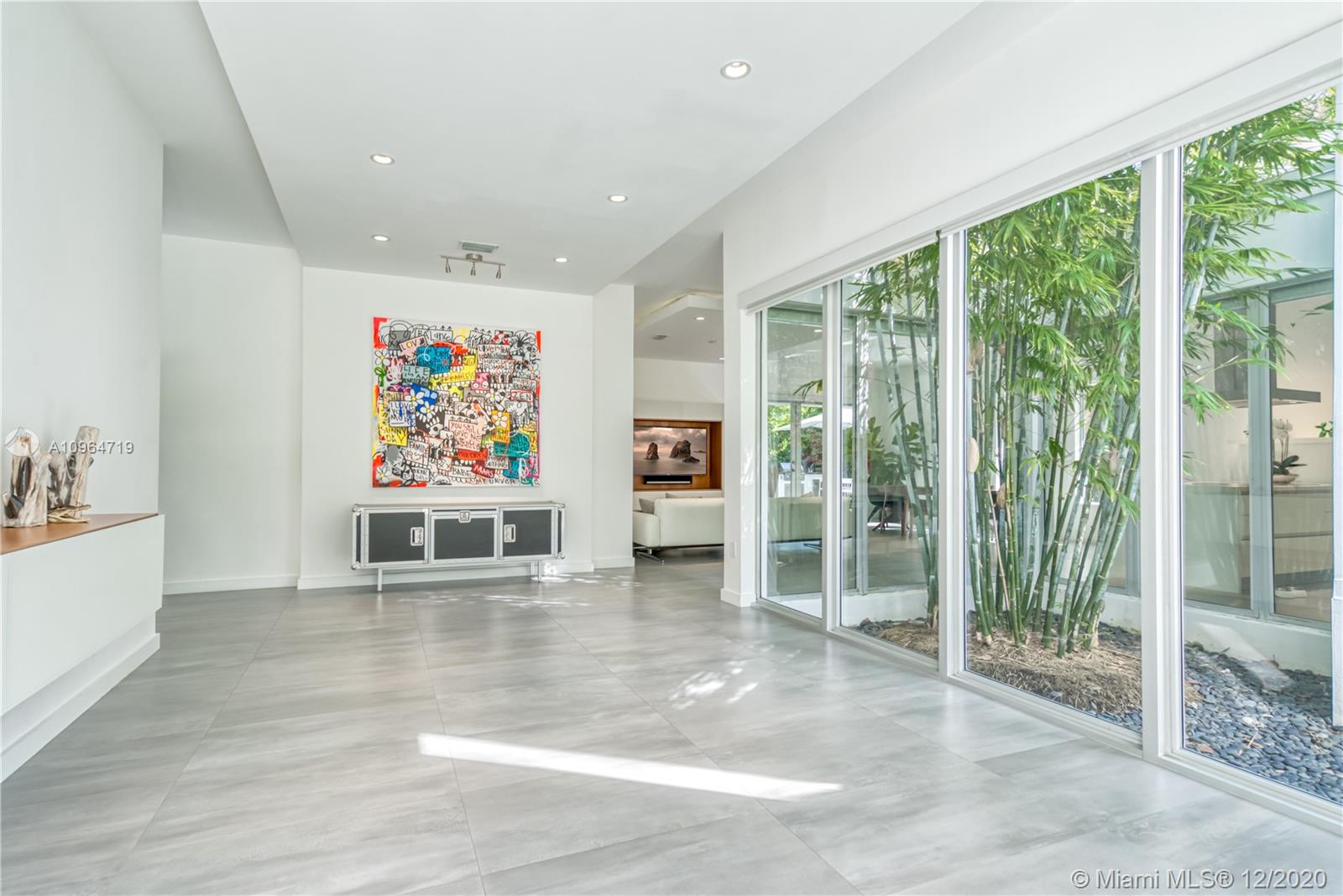 3763 Douglas Road Miami, FL 33133 - Photo 3 of 30 Gallery Image 3