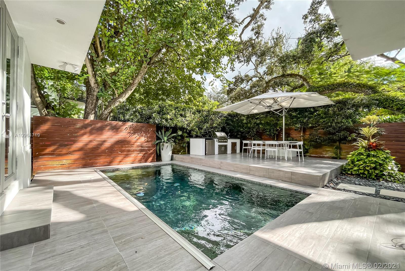 3763 Douglas Road Miami, FL 33133 - Photo 23 of 30 Gallery Image 23