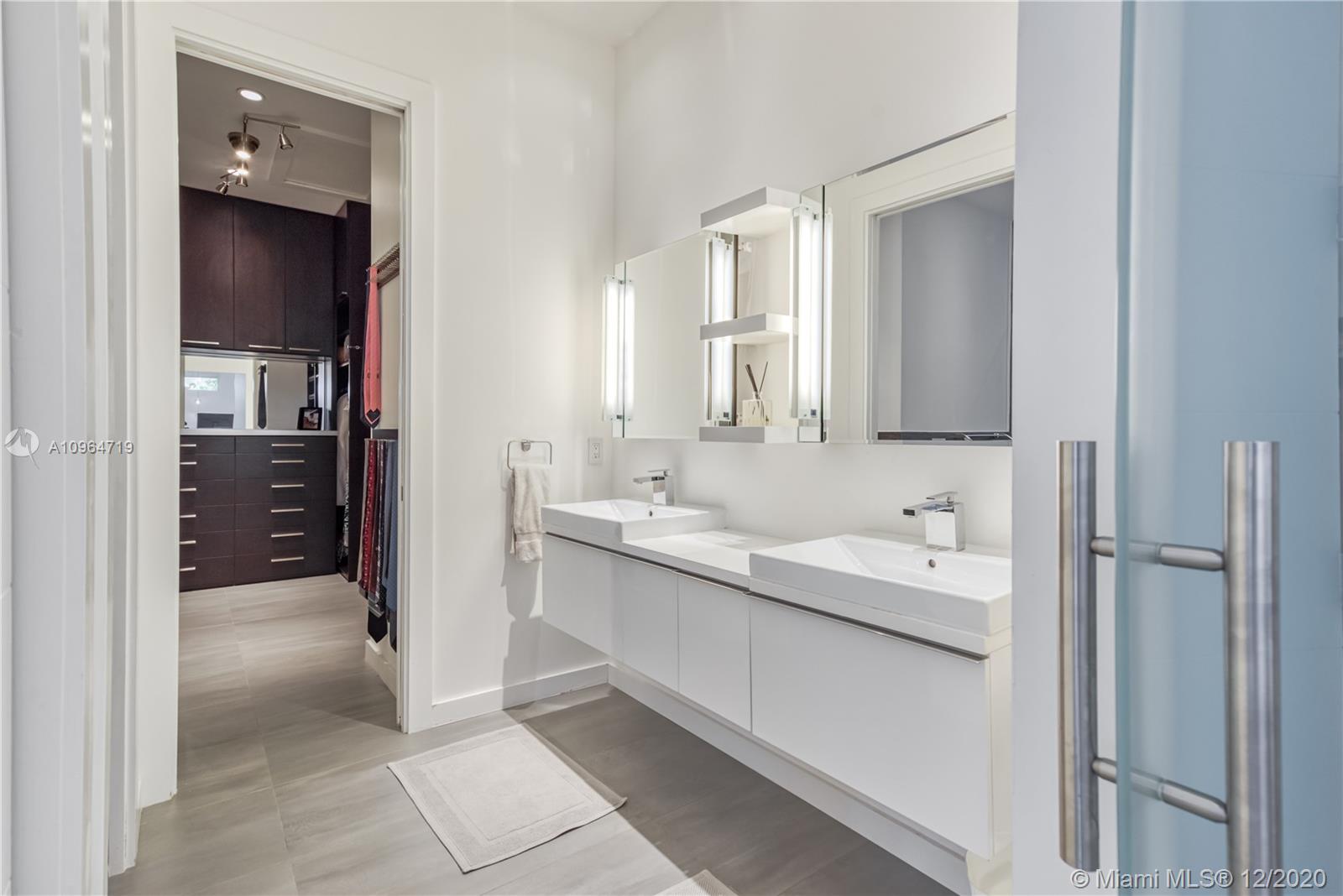 3763 Douglas Road Miami, FL 33133 - Photo 9 of 30 Gallery Image 9