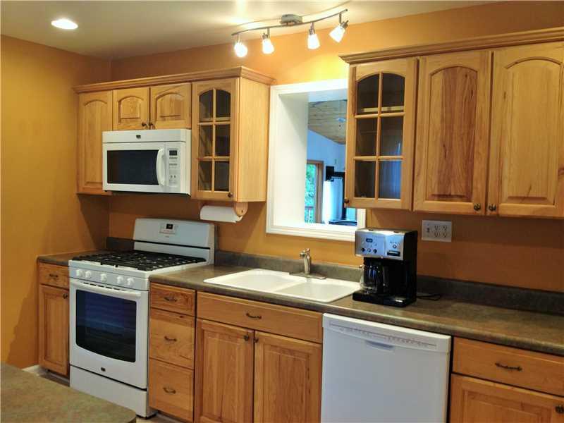 461 McKee Road North Versailles, PA 15137 - Photo 5 of 14 Kitchen.
