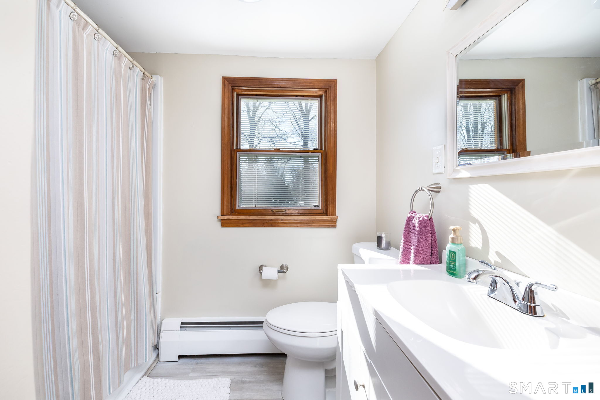 104 Driftwood Road Bristol, CT 06010 - Photo 23 of 34