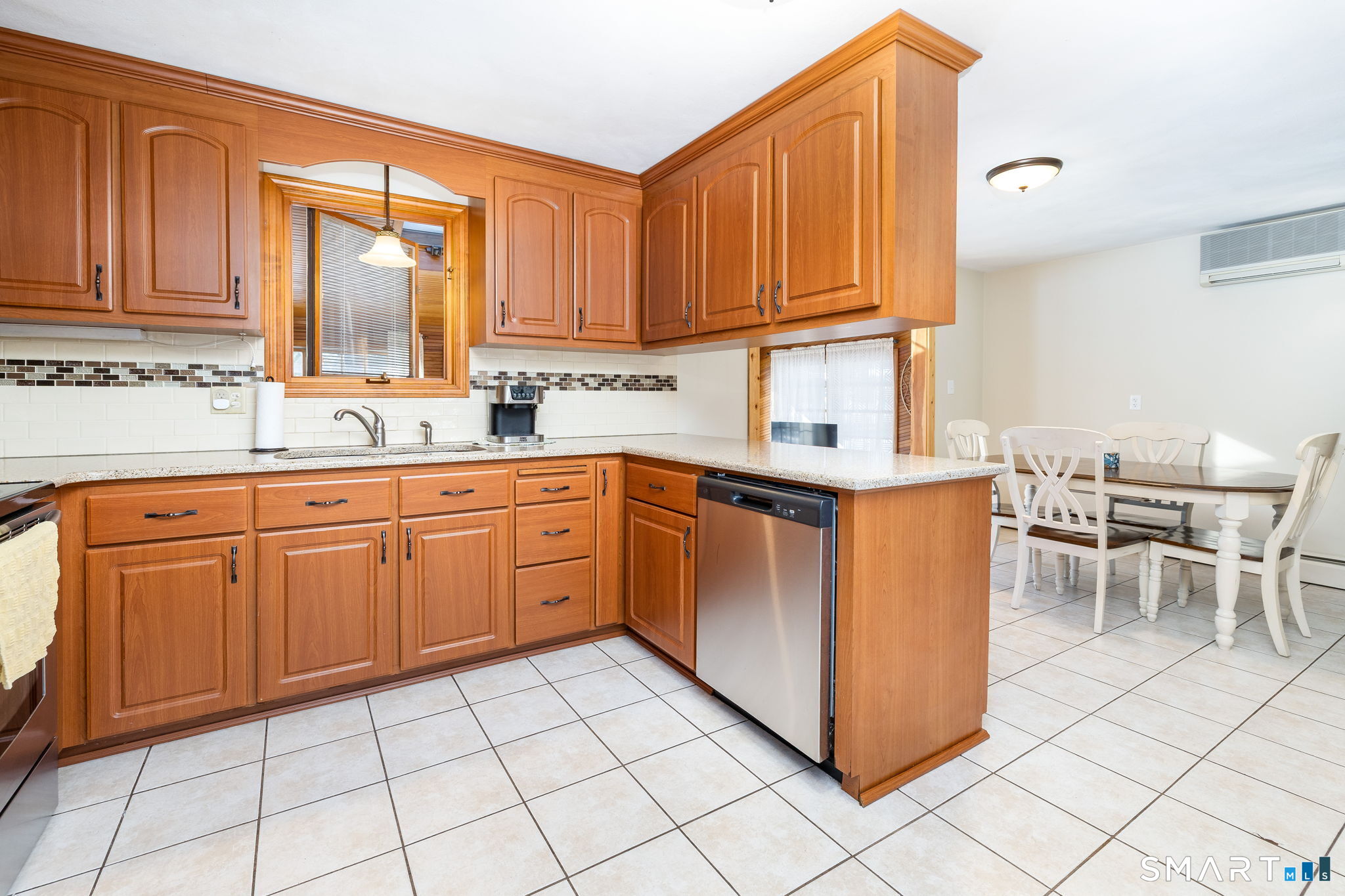 104 Driftwood Road Bristol, CT 06010 - Photo 10 of 34