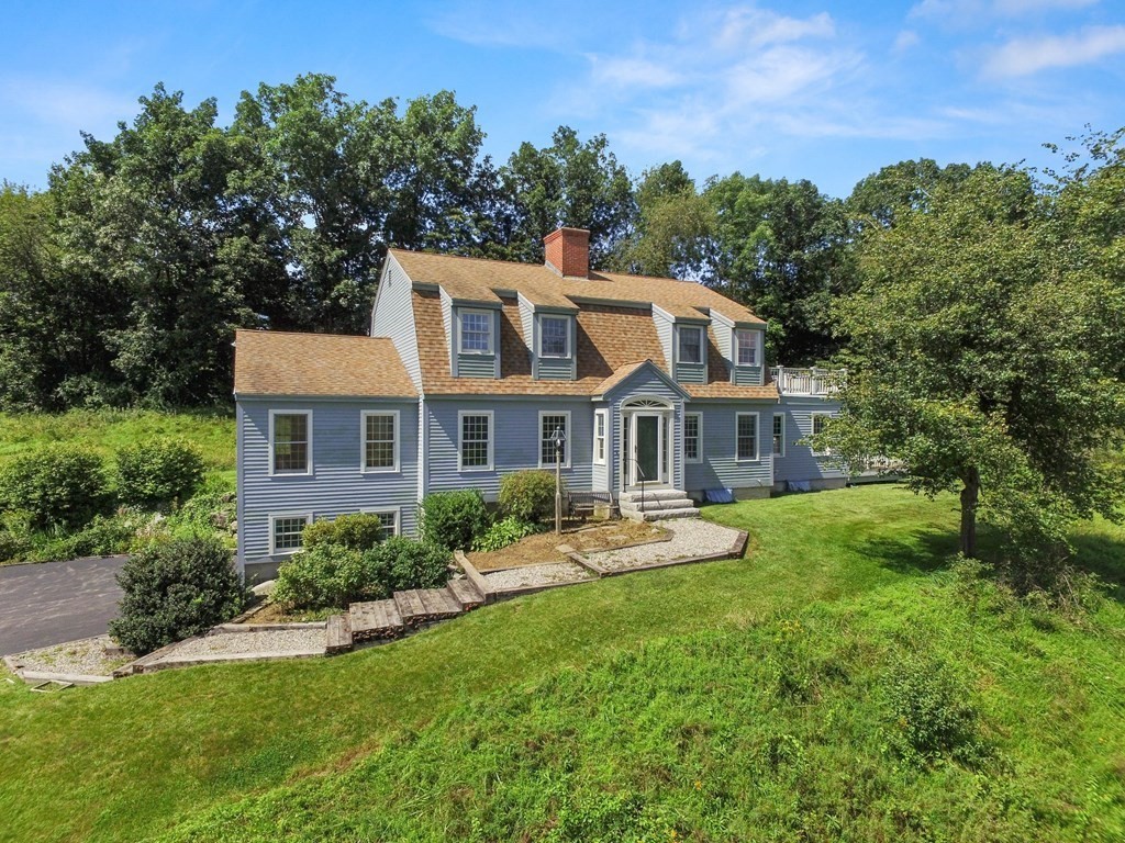18 Little Pond Road Merrimac, MA 01860 - Photo 1 of 41