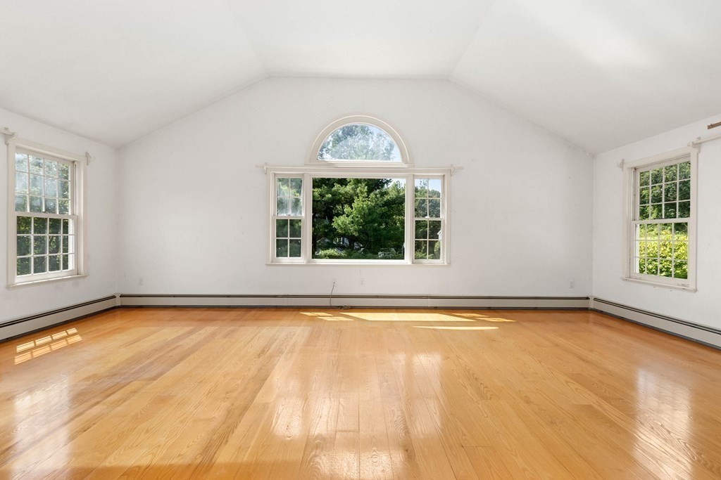 18 Little Pond Road Merrimac, MA 01860 - Photo 8 of 41