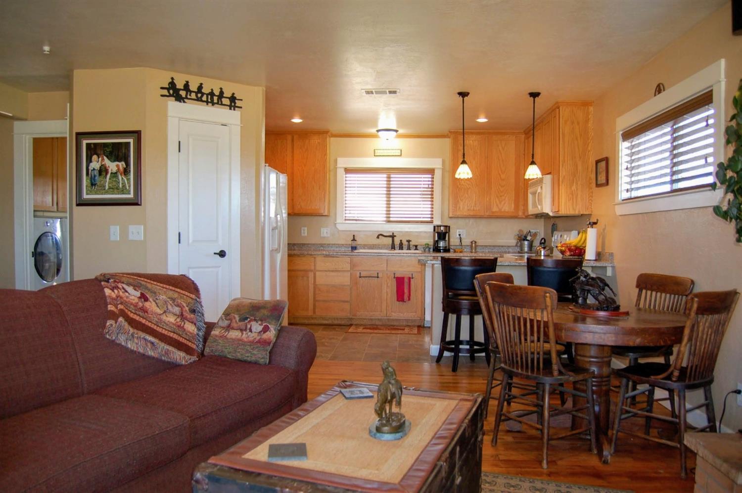 1795 East Dutton Road Eagle Point, OR 97524 - Photo 5 of 35 Additional Photo