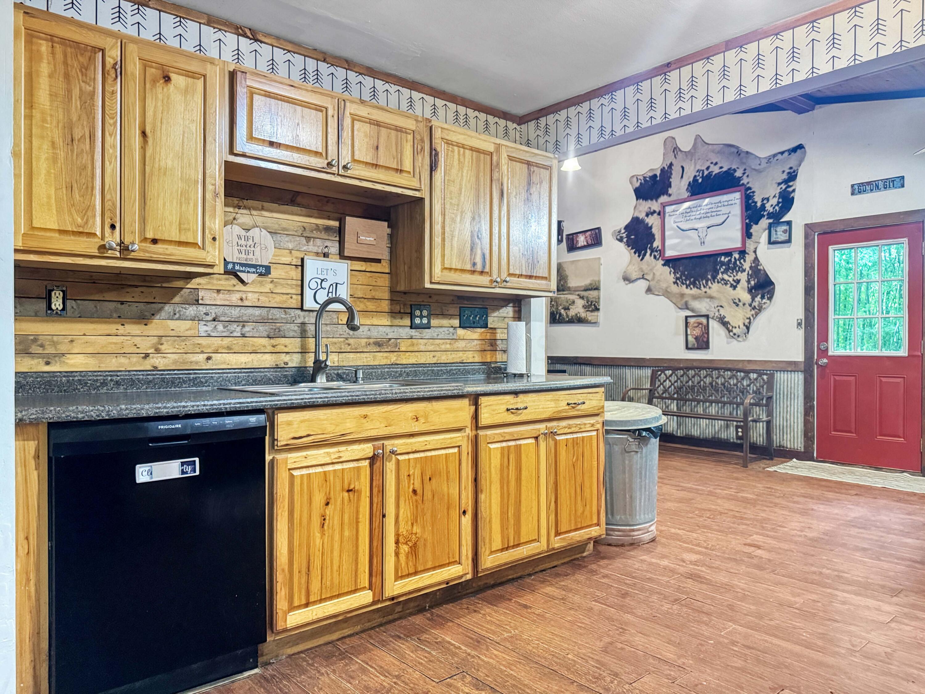 1337 West Dallas Road Urbana, OH 43078 - Photo 17 of 46