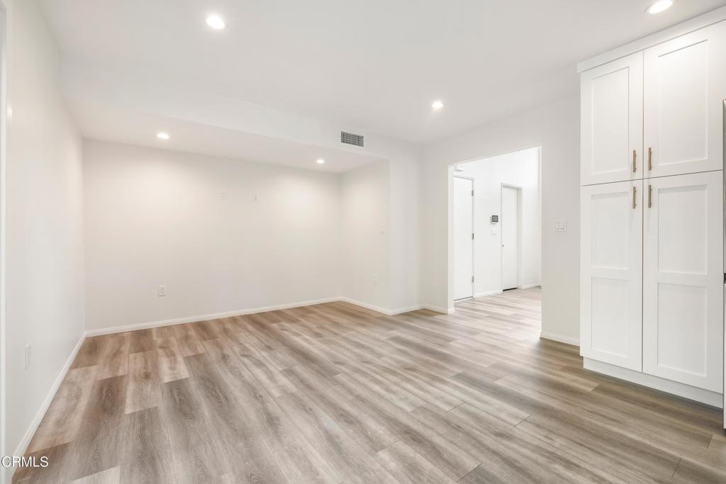 2915 Hopeton Road La Crescenta, CA 91214 - Photo 21 of 41 a view of empty room with wooden floor