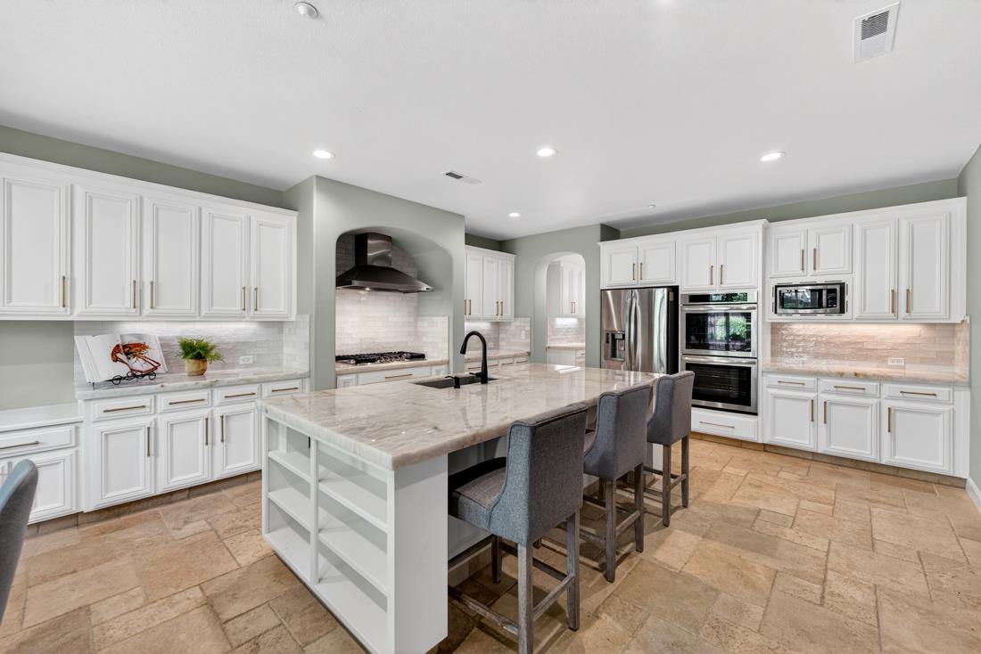 7532 Strath Place Gilroy, CA 95020 - Photo 14 of 53