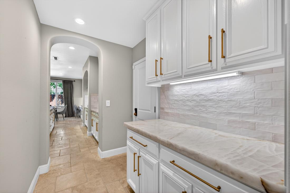 7532 Strath Place Gilroy, CA 95020 - Photo 8 of 53