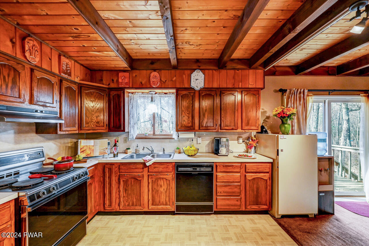 111 Romaine Road Hawley, PA 18428 - Photo 24 of 60 111-Romaine-Rd-22-jpg