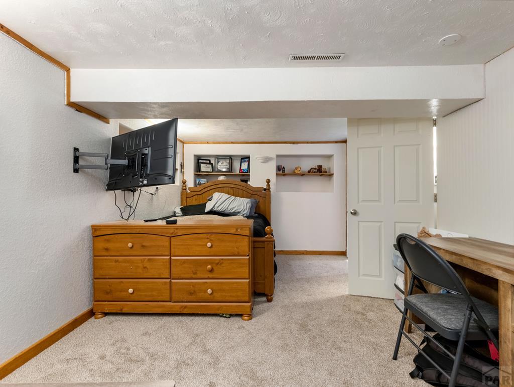20 Caledonia Road Pueblo, CO 81001 - Photo 23 of 32