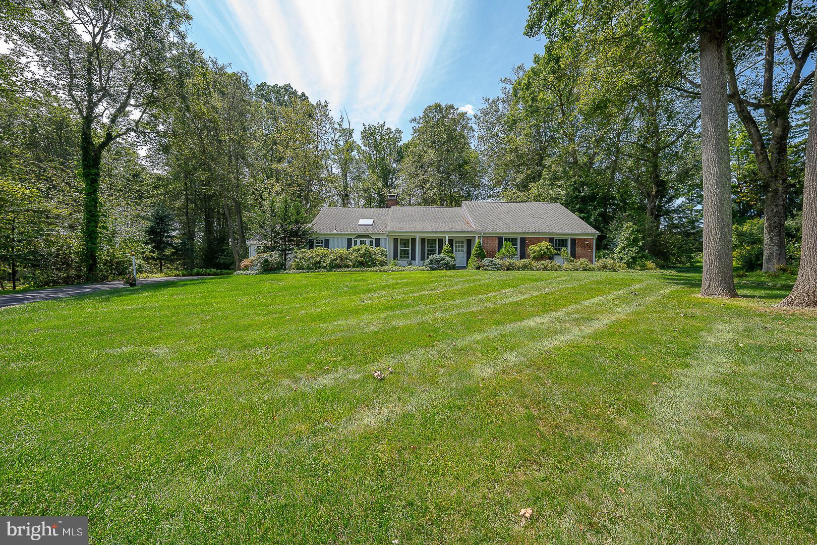 738 Woodcrest Road Wayne, PA 19087 - Photo 2 of 28 Sits on almost an acre