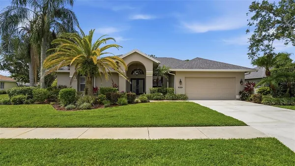 $775,000 | 7117 Dornough Lane, Bradenton, FL 34202