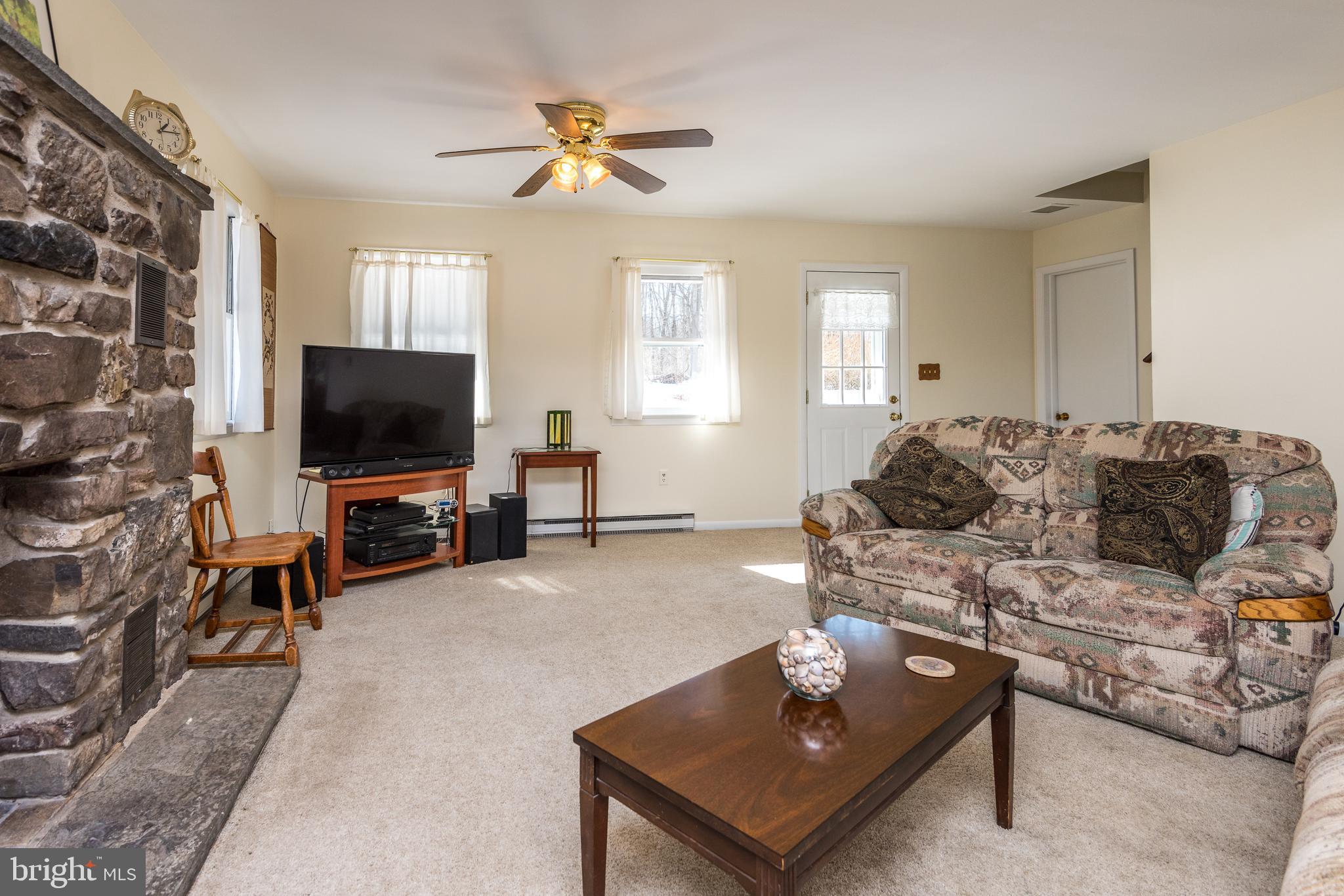 2243 Broomstick Road Green Lane, PA 18054 - Photo 7 of 50 Gallery Image 7