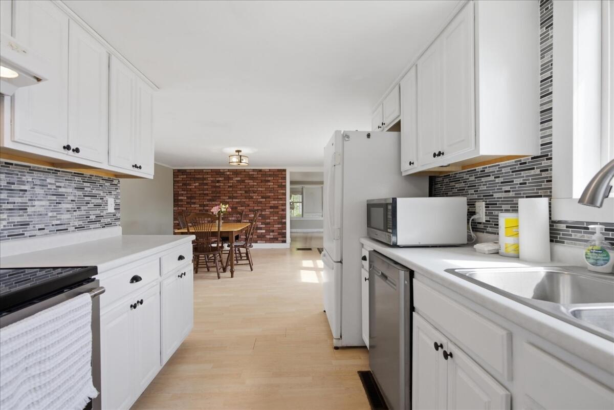 43 Winthrop Road Readfield, ME 04355 - Photo 11 of 112 015-DSC03630