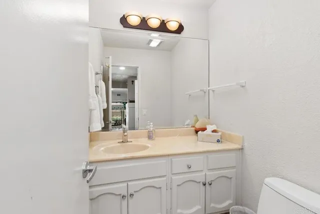 $6,000 | 757 Ocean Surf Drive, Solana Beach, CA 92075