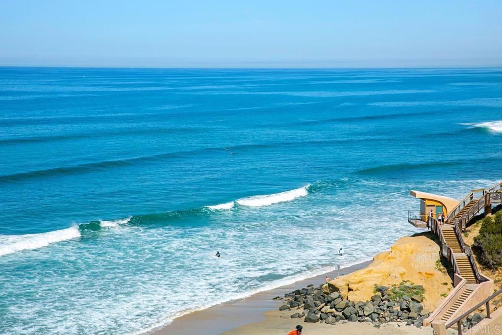 757 Ocean Surf Drive Solana Beach, CA 92075 - Photo 37 of 60