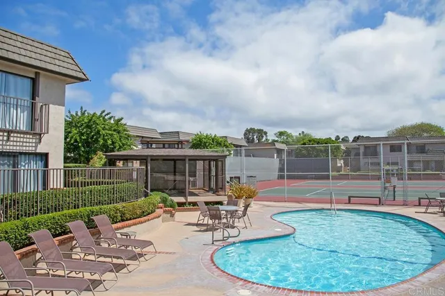 $6,000 | 757 Ocean Surf Drive, Solana Beach, CA 92075