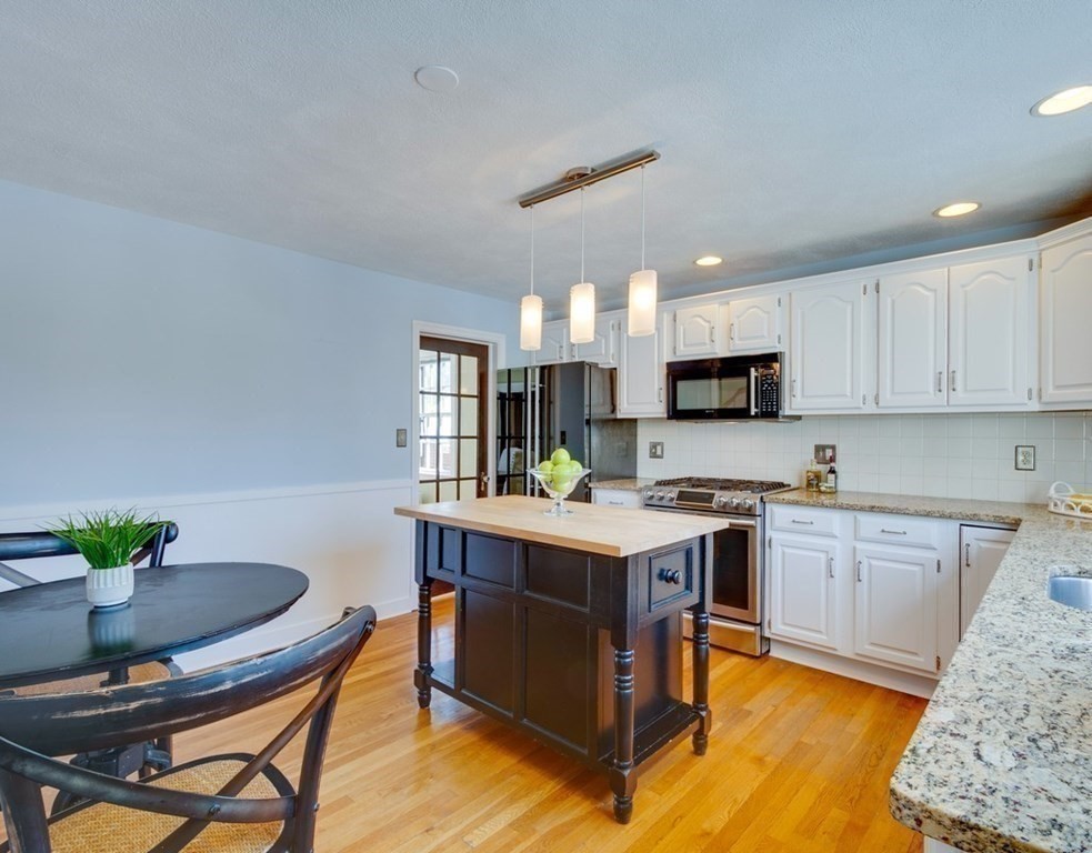 16 Richfield Road Arlington, MA 02474 - Photo 15 of 26