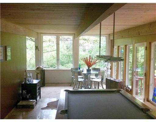 740 Spring Valley Road Ann Arbor, MI 48105 - Photo 3 of 10 Photo 3