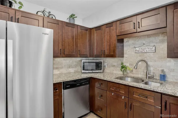 $330,000 | 1830 Newland Court, Unit 202, Lakewood, CO 80214