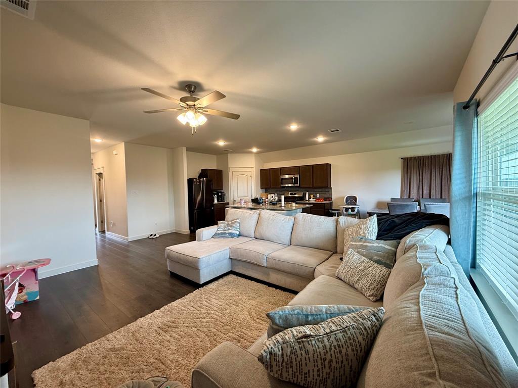 1750 Gleasondale Place Forney, TX 75126 - Photo 4 of 13