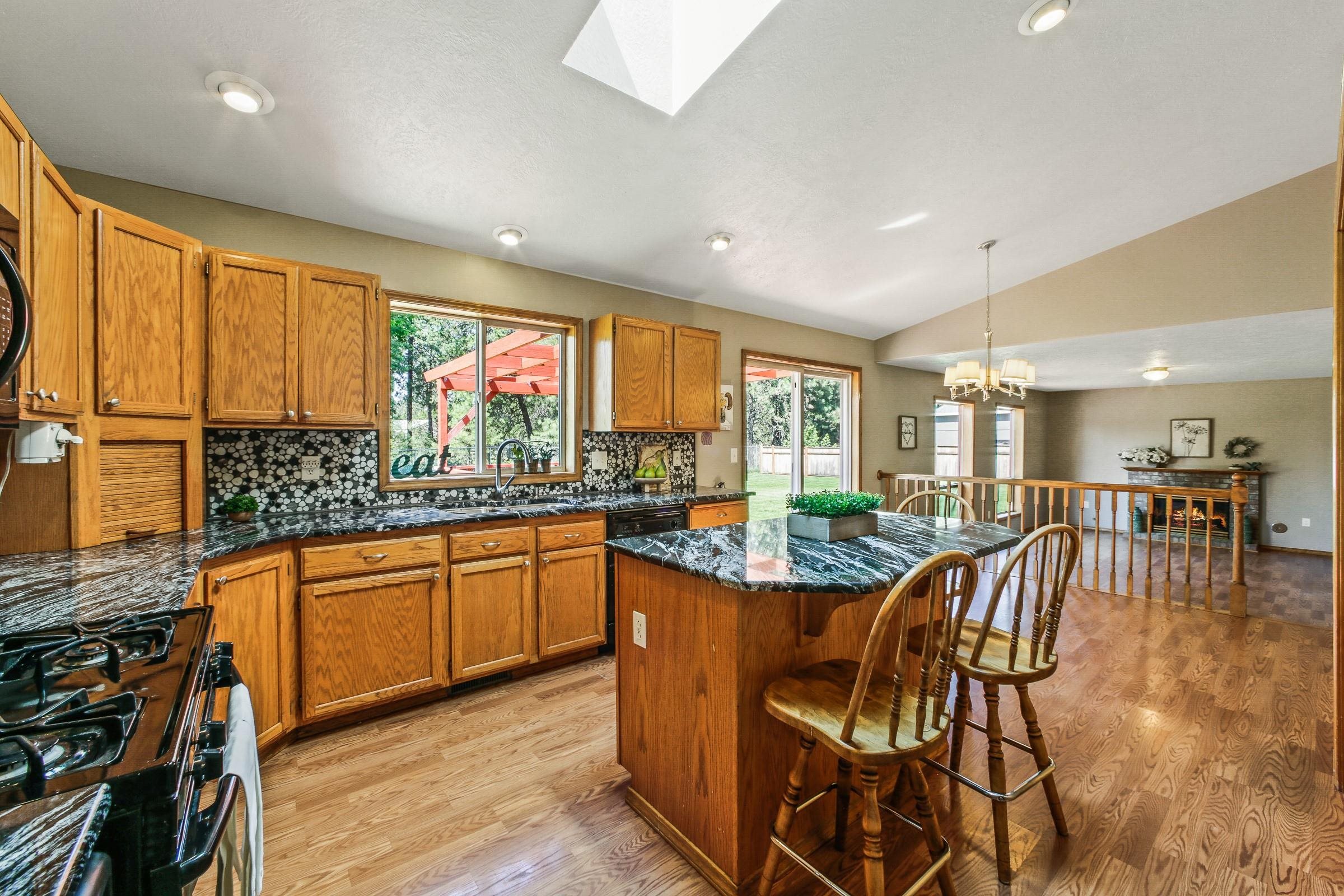 17605 North Colton Street Colbert, WA 99005 - Photo 9 of 35 Gallery Image 9