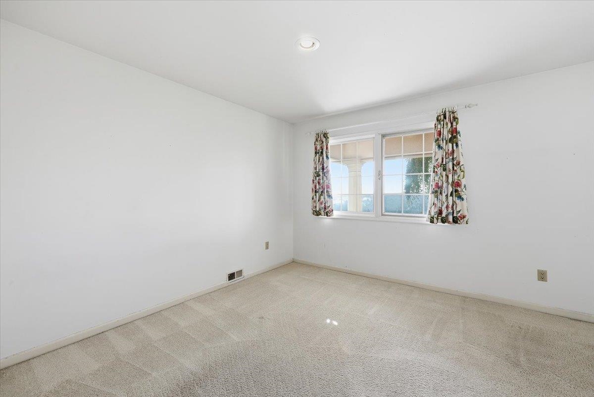 3433 South High Drive Spokane, WA 99203 - Photo 30 of 50