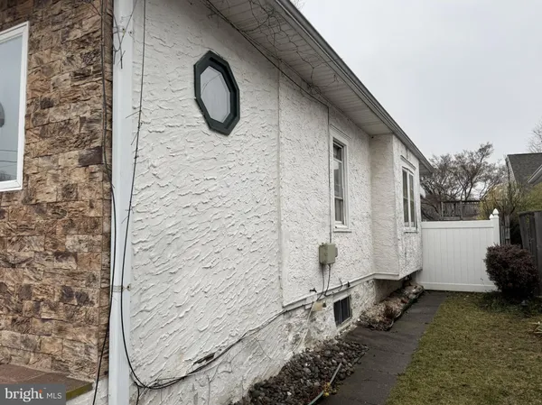 $225,000 | 505 Bartlett Avenue, Ridley Park, PA 19078