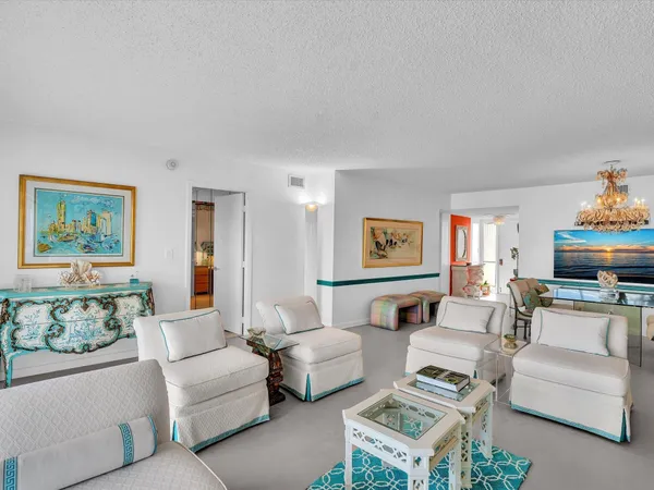 $3,300 | 1537 East Hillsboro Boulevard, Unit 438, Deerfield Beach, FL 33441