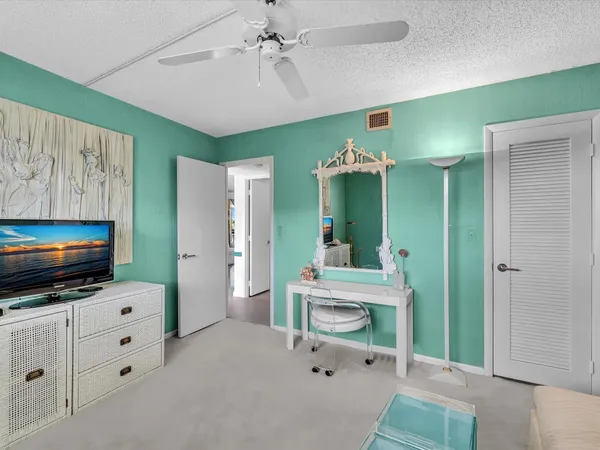 $3,300 | 1537 East Hillsboro Boulevard, Unit 438, Deerfield Beach, FL 33441