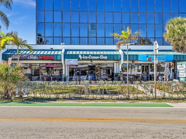 $3,300 | 1537 East Hillsboro Boulevard, Unit 438, Deerfield Beach, FL 33441