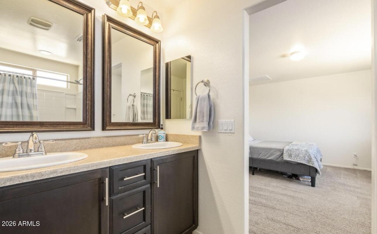 814 West Ardmore Road Phoenix, AZ 85041 - Photo 13 of 31 IMG_3803