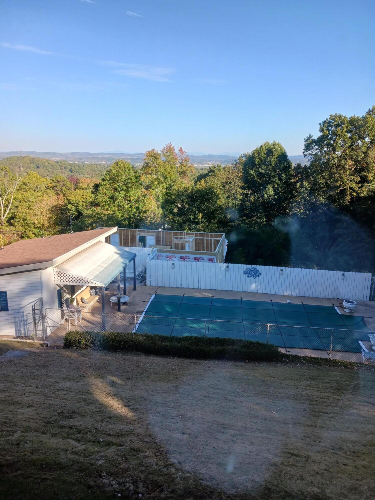 2832 Ridgemont Drive Chattanooga, TN 37404 - Photo 8 of 48 20221020_165358