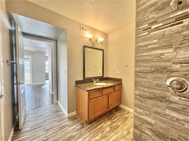 $1,550 | 9325 West Desert Inn Road, Unit 141, Las Vegas, NV 89117