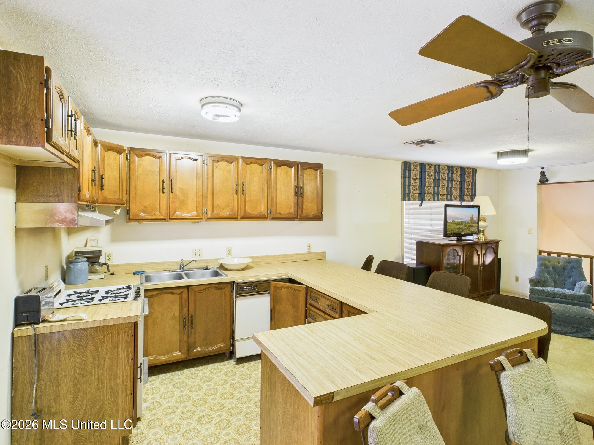 576 Franklin Road Goodman, MS 39079 - Photo 16 of 49 CAM02761G0-PR0044-STILL016