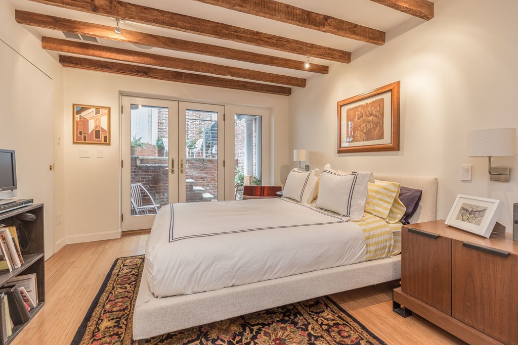 11 Fayette Street, Unit 1 Boston, MA 02116 - Photo 6 of 9