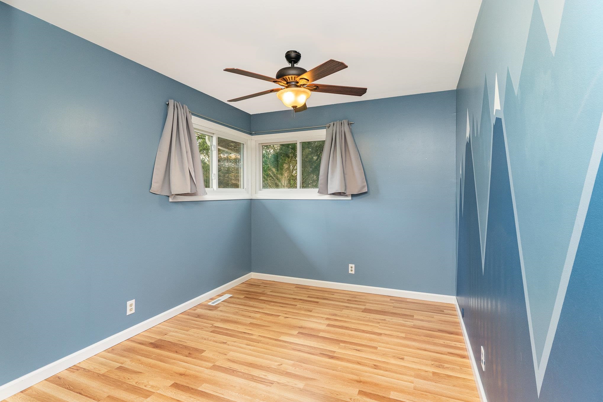 1060 East Stewart Road Midland, MI 48640 - Photo 17 of 39 Gallery Image 17