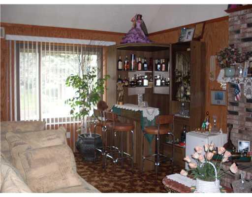 202 Erwin Place McKees Rocks, PA 15136 - Photo 4 of 13 Den/Family/Great Room.