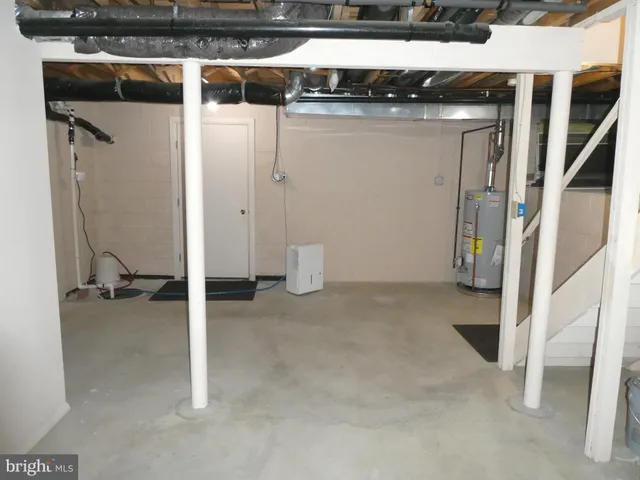 a view of a storage & utility room