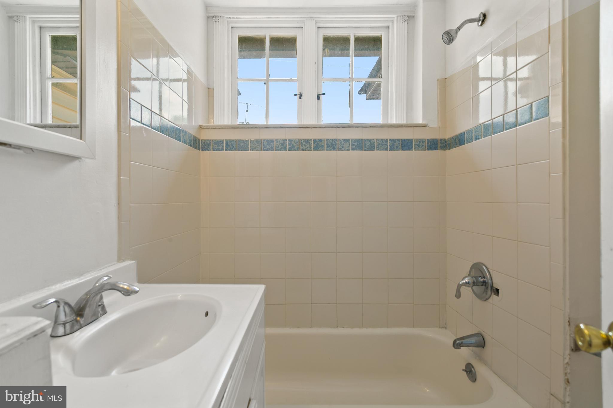450 Glendale Road Upper Darby, PA 19082 - Photo 16 of 16 Gallery Image 16