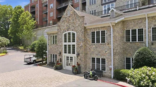$760,000 | 3280 Stillhouse Lane Southeast, Unit 401, Atlanta, GA 30339