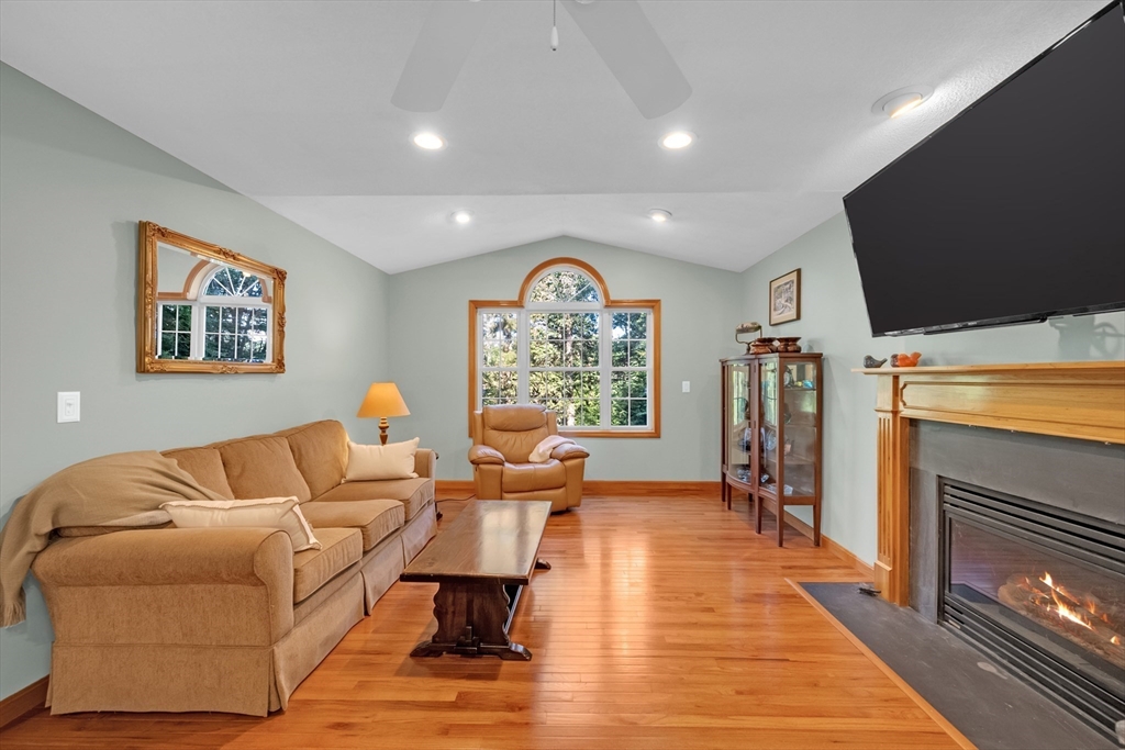 339 Monson Turnpike Road Ware, MA 01082 - Photo 14 of 31