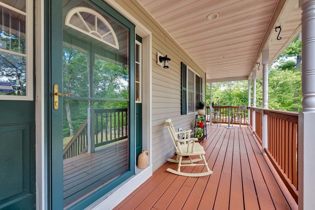 339 Monson Turnpike Road Ware, MA 01082 - Photo 4 of 31