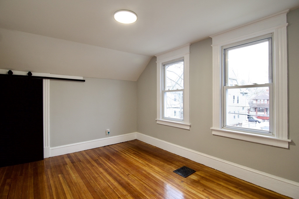 67 Villa Parkway Springfield, MA 01109 - Photo 30 of 42