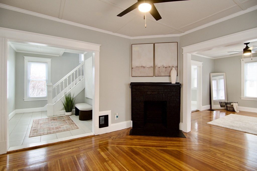 67 Villa Parkway Springfield, MA 01109 - Photo 10 of 42